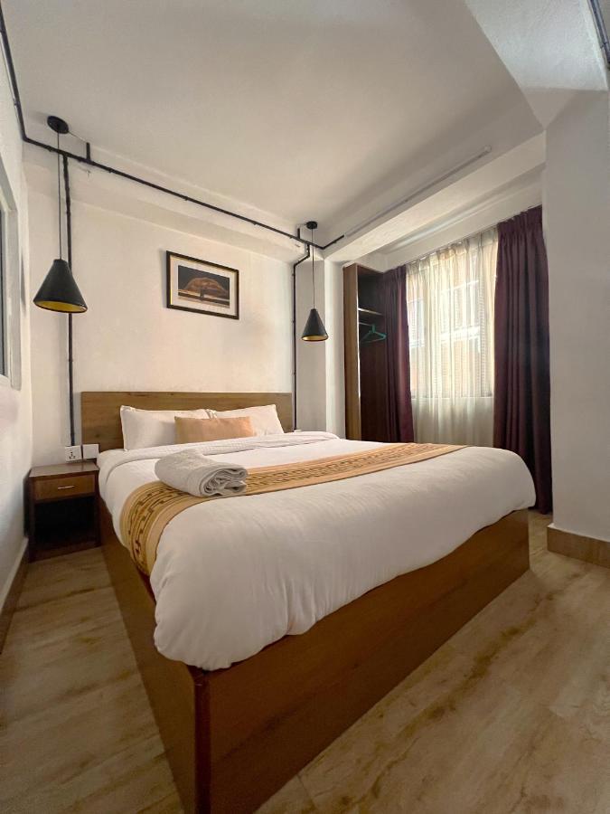 Nexus Inn- The Aparthotel Катманду Экстерьер фото