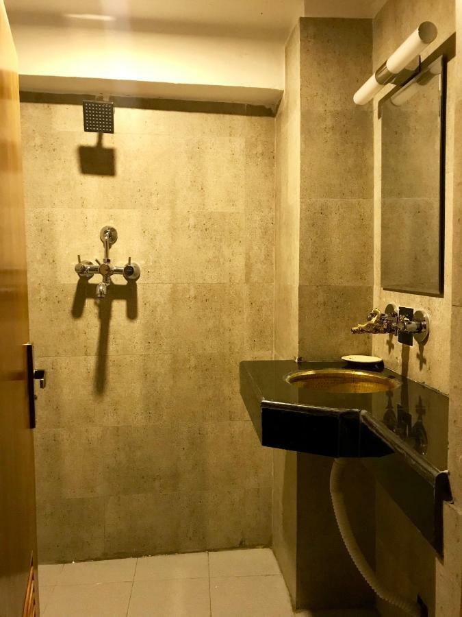 Nexus Inn- The Aparthotel Катманду Экстерьер фото